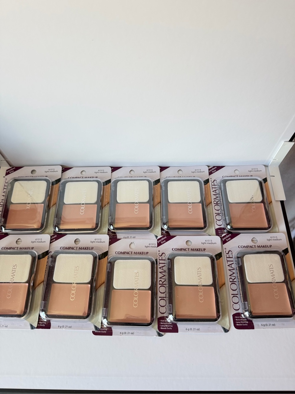 ColorMates Compact Makeup Light Medium 61513 Lot of 10 NEW Discontinued
